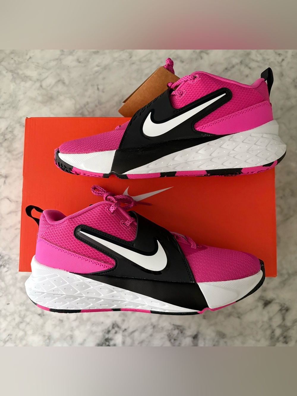 Nike Team Hustle D 12 Pink & Black Low Top Basketball Shoes Youth Big Girl 4Y